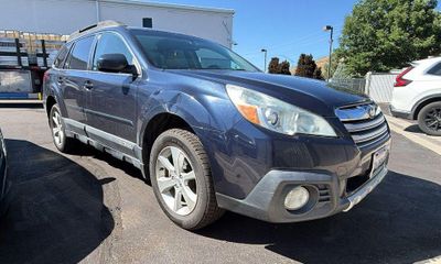 2013 Subaru Outback Limited 6CD HK
