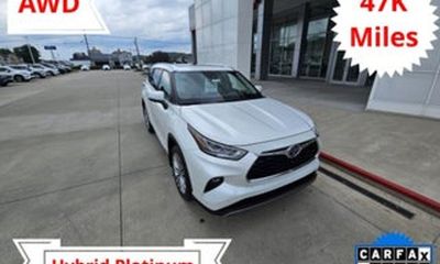 2023 Toyota Highlander Platinum