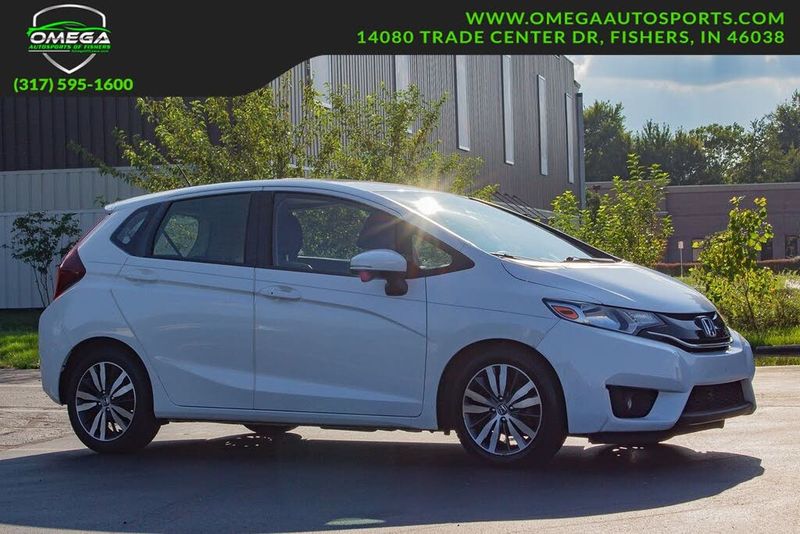 2017 Honda FIT — a typically priced live listing