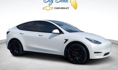 2022 Tesla Model Y Performance