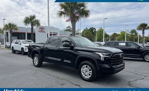2023 Toyota Tundra SR5