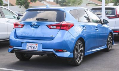 2016 Toyota Scion IM