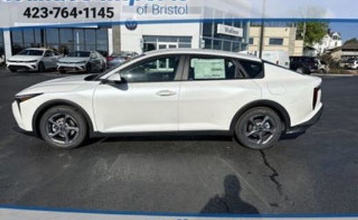 2026 Kia K4
