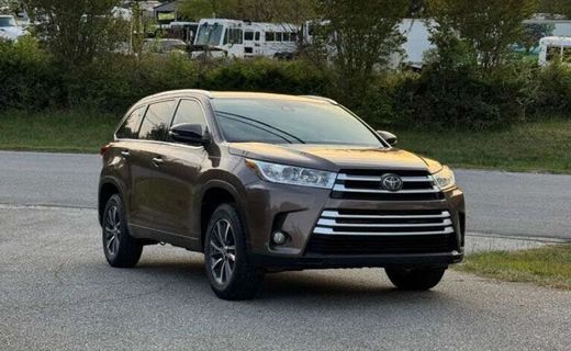 2017 Toyota Highlander
