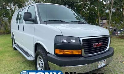 2025 GMC Savana 2500