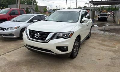 2019 Nissan Pathfinder S