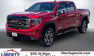 2025 GMC Sierra AT4