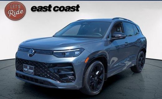 2026 Volkswagen Tiguan SE Black