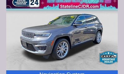 2022 Jeep Grand Cherokee Summit