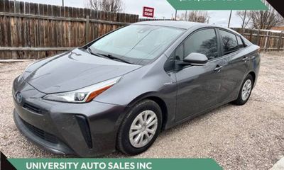 2022 Toyota Prius LE