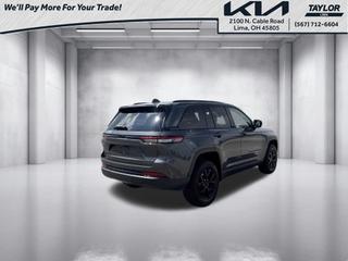 2024 Jeep Grand Cherokee Laredo