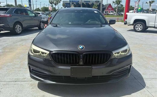 2019 BMW 540I