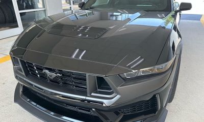 2026 Ford Mustang Dark Horse