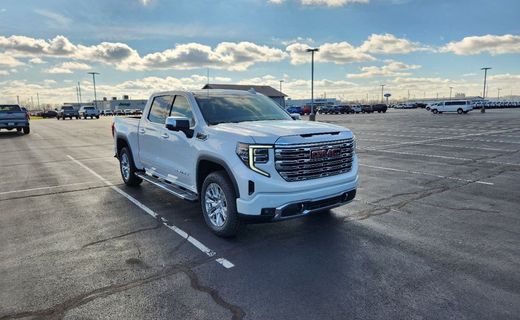 2025 GMC Sierra Denali