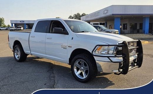 2019 Ram 1500 SLT