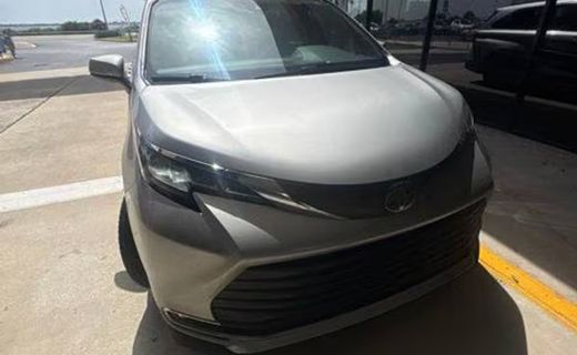 2021 Toyota Sienna XLE