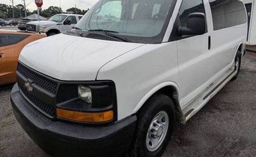 2013 Chevrolet Express LS