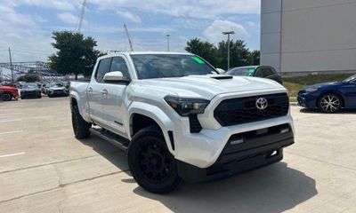 2024 Toyota Tacoma TRD Sport