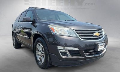 2017 Chevrolet Traverse 2LT