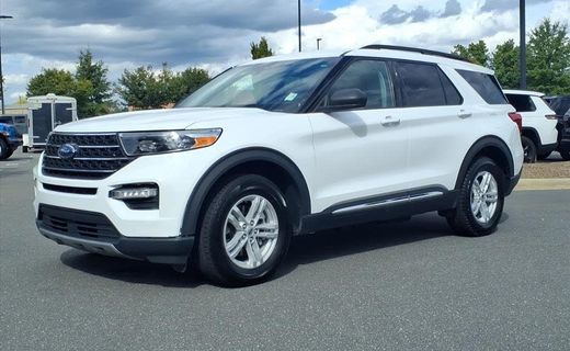 2024 Ford Explorer XLT