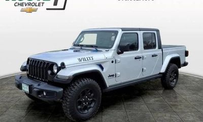 2023 Jeep Gladiator Sport