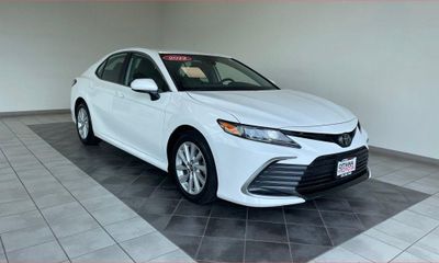 2022 Toyota Camry LE