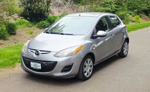 2013 Mazda MAZDA2