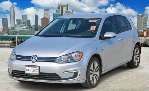 2016 Volkswagen E-Golf SE