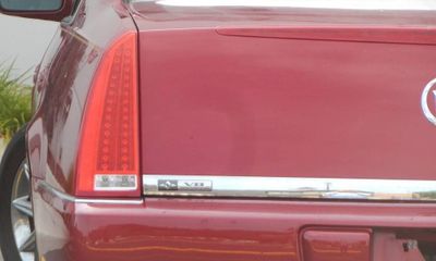 2009 Cadillac DTS 1SA