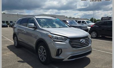 2018 Hyundai Santa FE SE Premium PKG