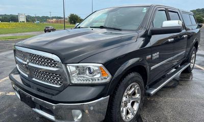 2017 Ram 1500 Laramie