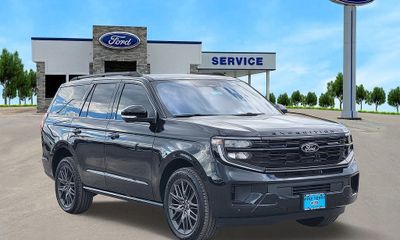 2025 Ford Expedition Platinum