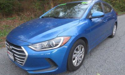 2017 Hyundai Elantra SE Base