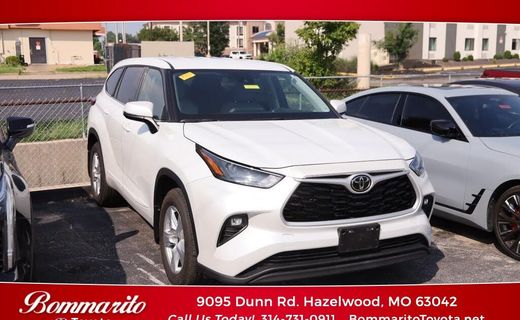 2022 Toyota Highlander LE