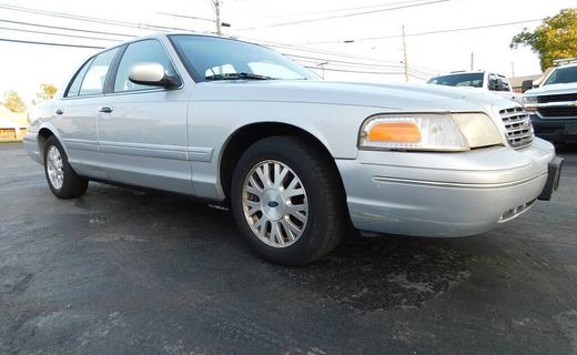 2003 Ford Crown Victoria LX