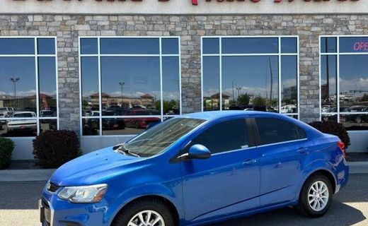 2017 Chevrolet Sonic LT