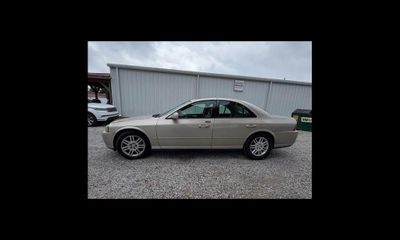 2004 Lincoln LS Sport