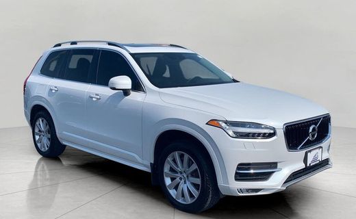 2019 Volvo XC90 Momentum