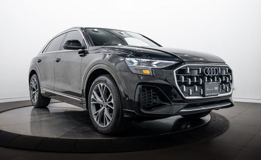 2024 Audi Q8 Prestige