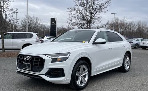 2019 Audi Q8 Premium