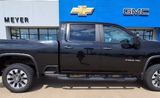 2023 Chevrolet Silverado HD Custom