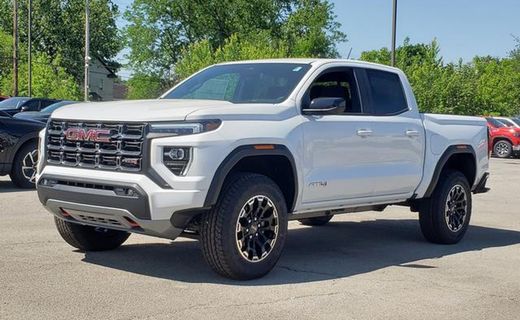 2026 GMC Canyon AT4