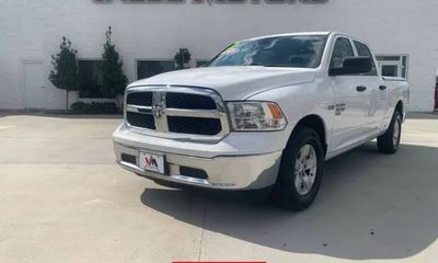 2022 Ram 1500 SLT