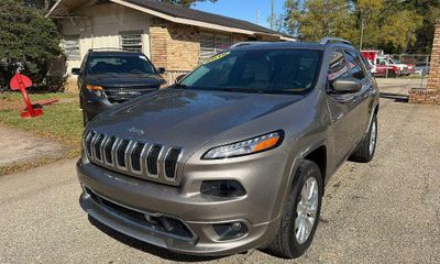 2016 Jeep Cherokee Overland