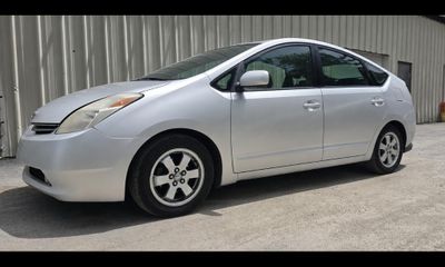 2004 Toyota Prius Base