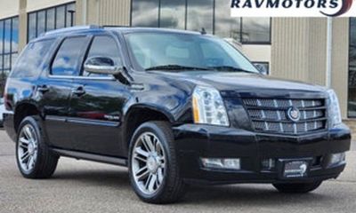 2013 Cadillac Escalade Premium