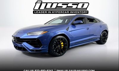 2024 Lamborghini Urus S