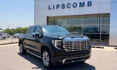 2026 GMC Sierra SLT