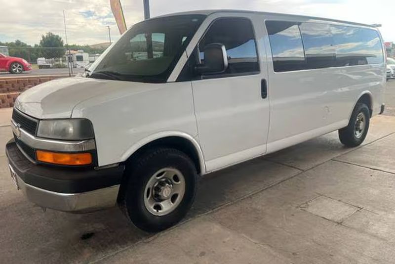 2007 Chevrolet Express — a typically priced live listing