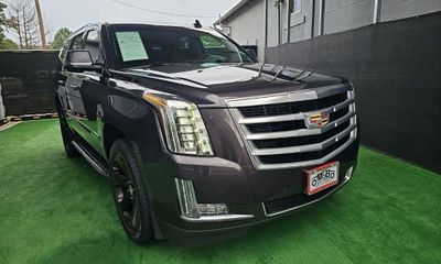 2016 Cadillac Escalade Luxury
